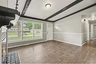 435 Saint Edward Lane, Florissant, MO 63033 - Photo 5