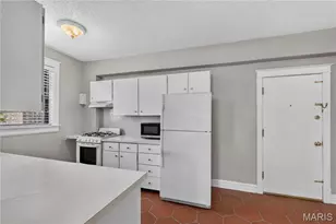 4515 Maryland Ave, Saint Louis, MO 63108 - Photo 13