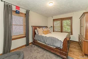 7244 Shaftesbury Ave, University City, MO 63130 - Photo 15