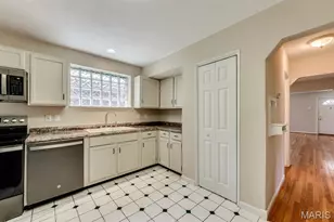 1528 Cutter Ave, Saint Louis, MO 63139 - Photo 7