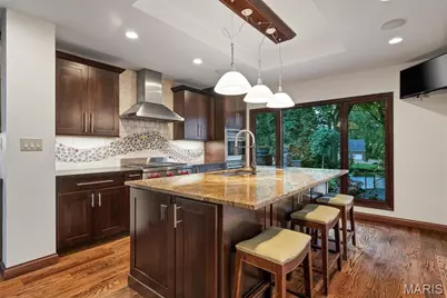 9845 Northbridge Road, Saint Louis, MO 63124 - Photo 13
