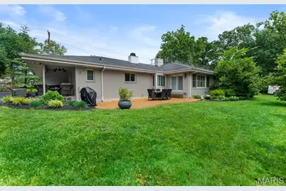 15 Glen Creek Lane, Ladue, MO 63124 - Photo 33