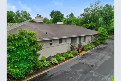 15 Glen Creek Lane, Ladue, MO 63124 - Photo 1