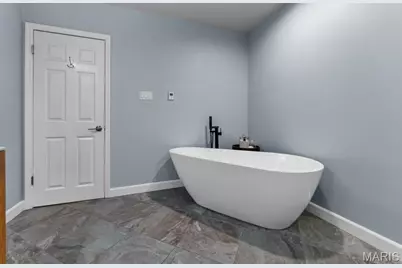 15 Glen Creek Lane, Ladue, MO 63124 - Photo 17