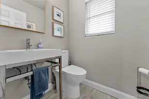 15 Glen Creek Ln, Ladue, MO 63124 - Photo 23