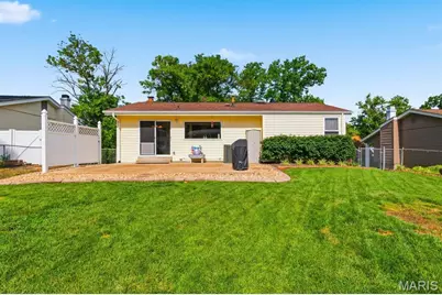 254 Village Mead Drive, Ballwin, MO 63021 - Photo 47