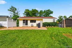 254 Village Mead Dr, Ballwin, MO 63021 - Photo 47