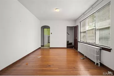 7027 Camden Court, University City, MO 63130 - Photo 11