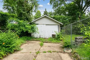 7027 Camden Ct, University City, MO 63130 - Photo 19