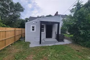 3744 Illinois Ave, Saint Louis, MO 63118 - Photo 9