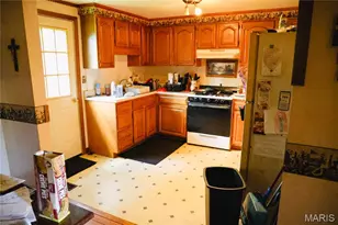 1808 City Cemetary Rd, Robertsville, MO 65066 - Photo 13