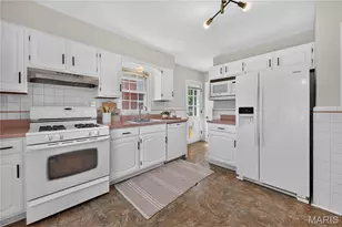 1625 Salem Hills Dr, Saint Louis, MO 63119 - Photo 15