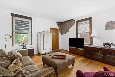 5238 Botanical Avenue, Saint Louis, MO 63110 - Photo 3