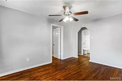 7032 Theodore Avenue, Saint Louis, MO 63136 - Photo 9