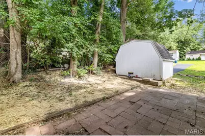 135 Becker Drive, Saint Louis, MO 63135 - Photo 29