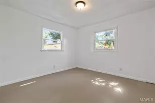 135 Becker Dr, Saint Louis, MO 63135 - Photo 7