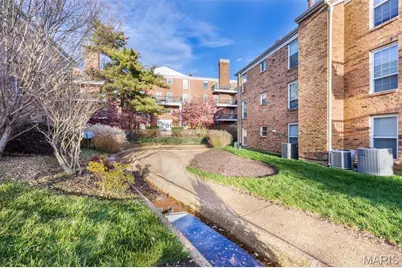 10381 Oxford Hill Drive #14, Saint Louis, MO 63146 - Photo 19