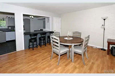 3033 Saint Babette Lane, Saint Charles, MO 63301 - Photo 5