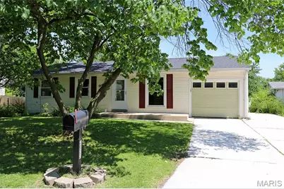 3033 Saint Babette Lane, Saint Charles, MO 63301 - Photo 25