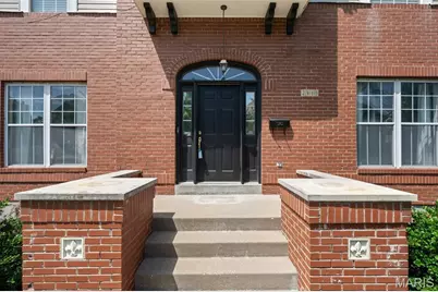 2915 Saint Vincent Avenue, Saint Louis, MO 63104 - Photo 3