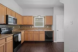 2915 St Vincent Ave, Saint Louis, MO 63104 - Photo 17