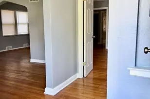 8636 Riverview Blvd, Saint Louis, MO 63147 - Photo 3