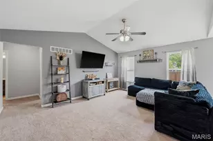 10 Gracie Claire Ct, Moscow Mills, MO 63362 - Photo 7