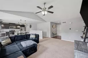 10 Gracie Claire Ct, Moscow Mills, MO 63362 - Photo 9