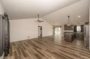 132 Hayfield Dr, Moscow Mills, MO 63362 - Photo 7