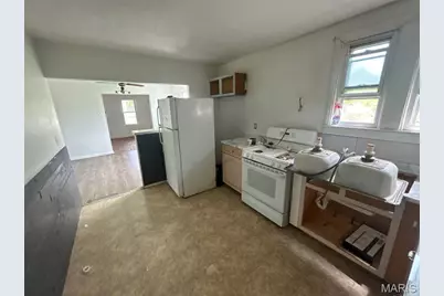 8527 Kempland Place, Saint Louis, MO 63132 - Photo 7