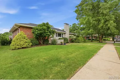 5601 Potomac Street, Saint Louis, MO 63139 - Photo 3