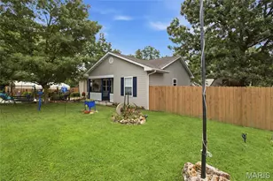 844 Alley St, Bourbon, MO 65441 - Photo 23