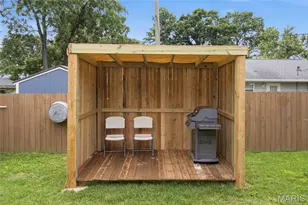 844 Alley St, Bourbon, MO 65441 - Photo 27