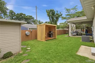 844 Alley St, Bourbon, MO 65441 - Photo 25