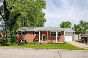 103 Canary Ln, Saint Charles, MO 63301 - Photo 1