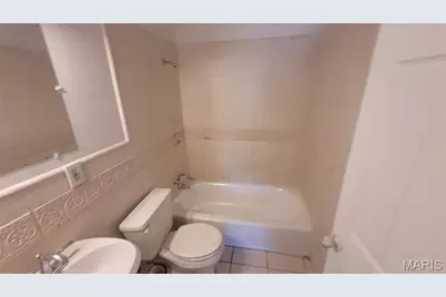 146 Evans Avenue, Cool Valley, MO 63121 - Photo 13
