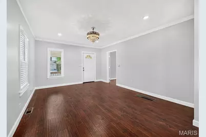 7146 Mardel Avenue, Saint Louis, MO 63109 - Photo 7