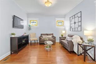 7385 Arlington Dr, Richmond Heights, MO 63117 - Photo 5