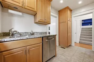 7385 Arlington Dr, Richmond Heights, MO 63117 - Photo 17