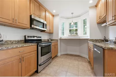 7385 Arlington Drive, Saint Louis, MO 63117 - Photo 13