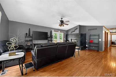 15633 Pike 237, Ellisville, MO 63336 - Photo 9