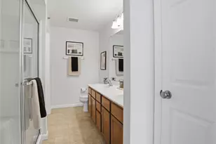 9744 Bexley Station Dr, Affton, MO 63123 - Photo 17