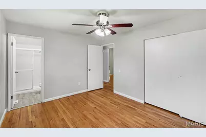 960 N Park Lane, Florissant, MO 63031 - Photo 7