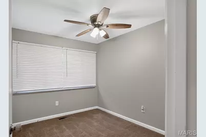 2560 Suffolk Place, Florissant, MO 63033 - Photo 21