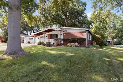 2560 Suffolk Place, Florissant, MO 63033 - Photo 1