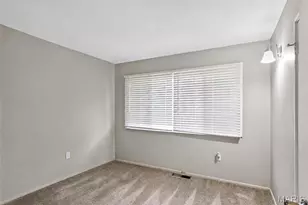 2560 Suffolk Pl, Florissant, MO 63033 - Photo 15
