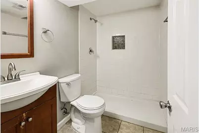 1725 Yaqui Drive, Florissant, MO 63031 - Photo 13