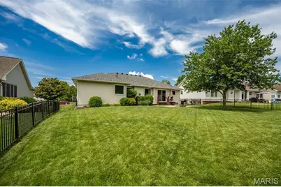 2358 Hidden Deer Drive, O'Fallon, MO 63368 - Photo 41