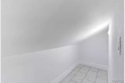 8524 Richard Avenue, University City, MO 63132 - Photo 29