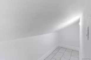 8524 Richard Ave, University City, MO 63132 - Photo 29